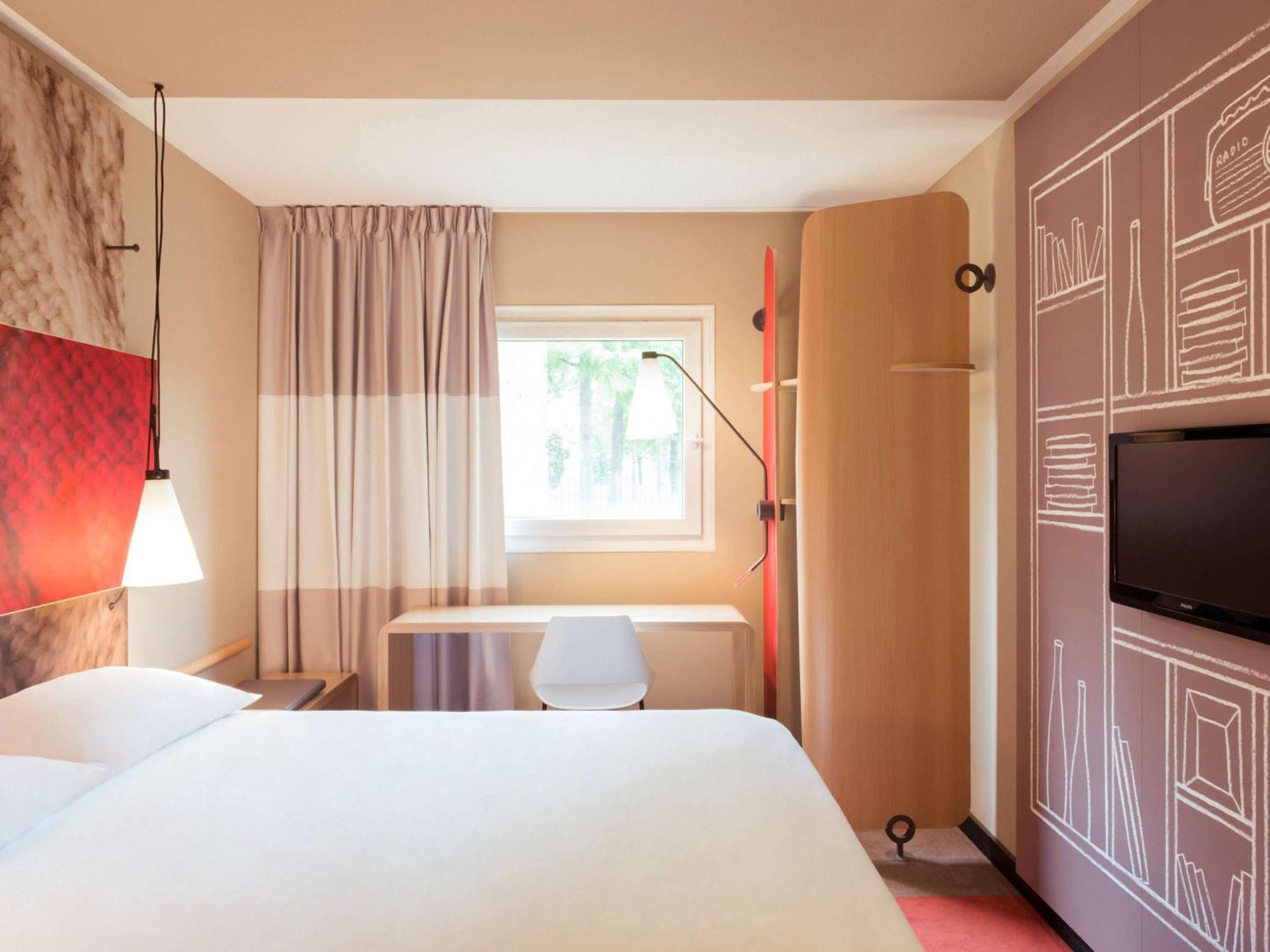 Ibis Montauban Hotel Buitenkant foto